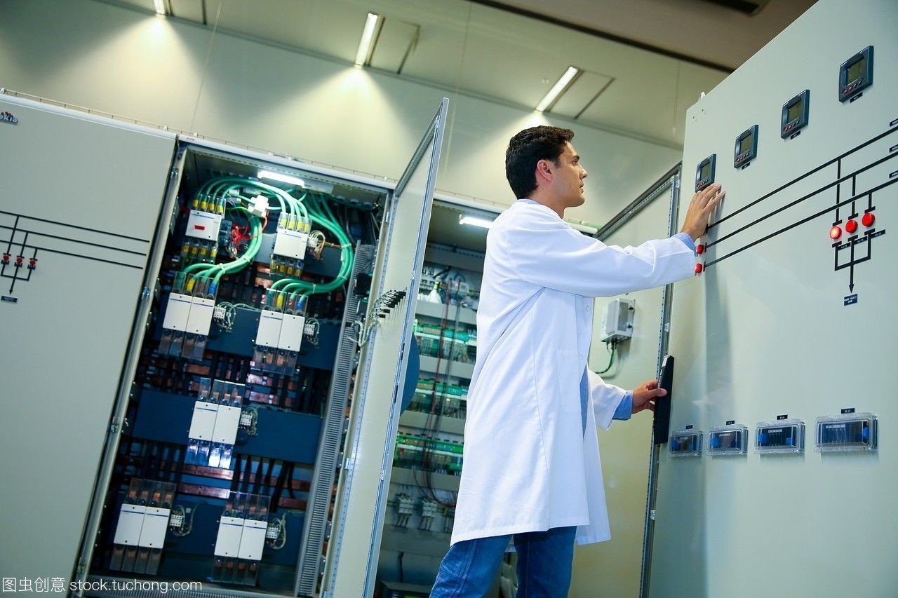 研究員。低壓微網(wǎng)絡。用于智能電網(wǎng)和智能電表的測試和證書服務。電力電子設備認證。技術服務行業(yè)。tecnaliaresearch&innovationbizkaiabasquecountry,西班牙。