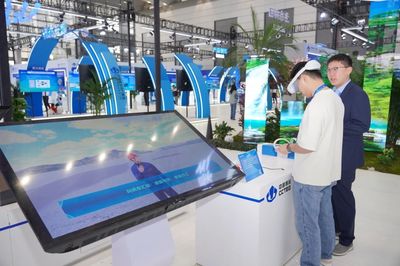 中煤科工集團(tuán)攜多款創(chuàng)新產(chǎn)品亮相第三屆國際礦業(yè)裝備與技術(shù)展覽會，引領(lǐng)礦業(yè)技術(shù)新篇章